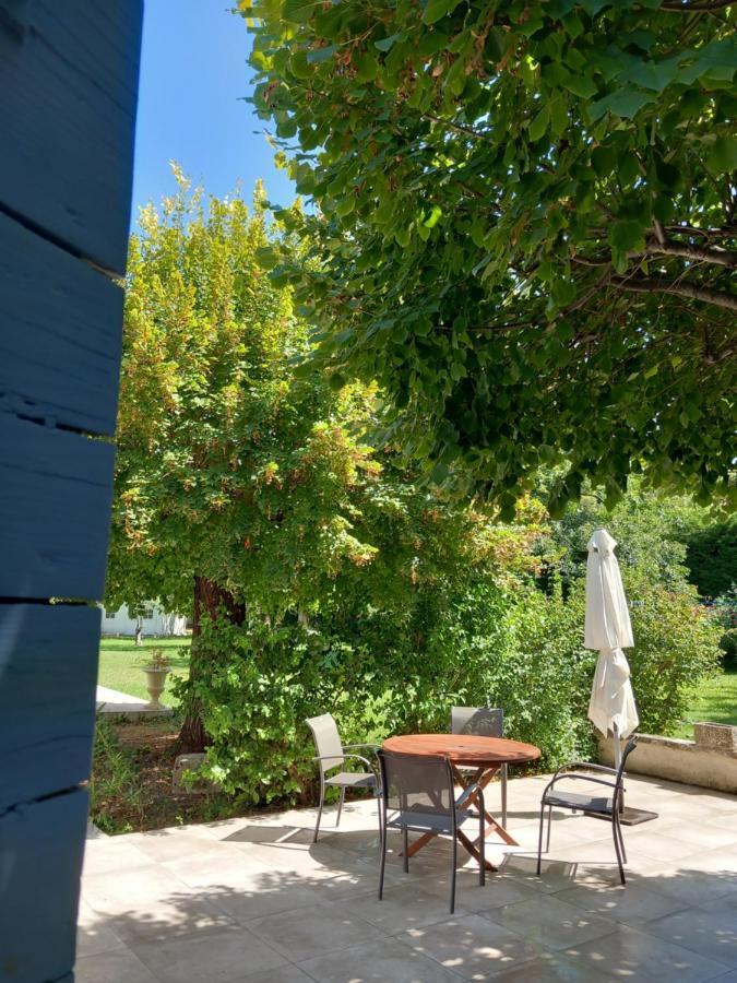 Le Petit Mas Des Alpilles En Provence Villa Saint-Étienne-du-Grès Exteriör bild