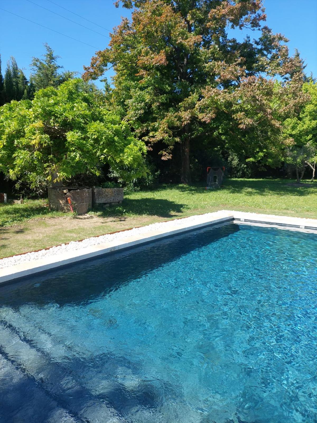 Le Petit Mas Des Alpilles En Provence Villa Saint-Étienne-du-Grès Exteriör bild